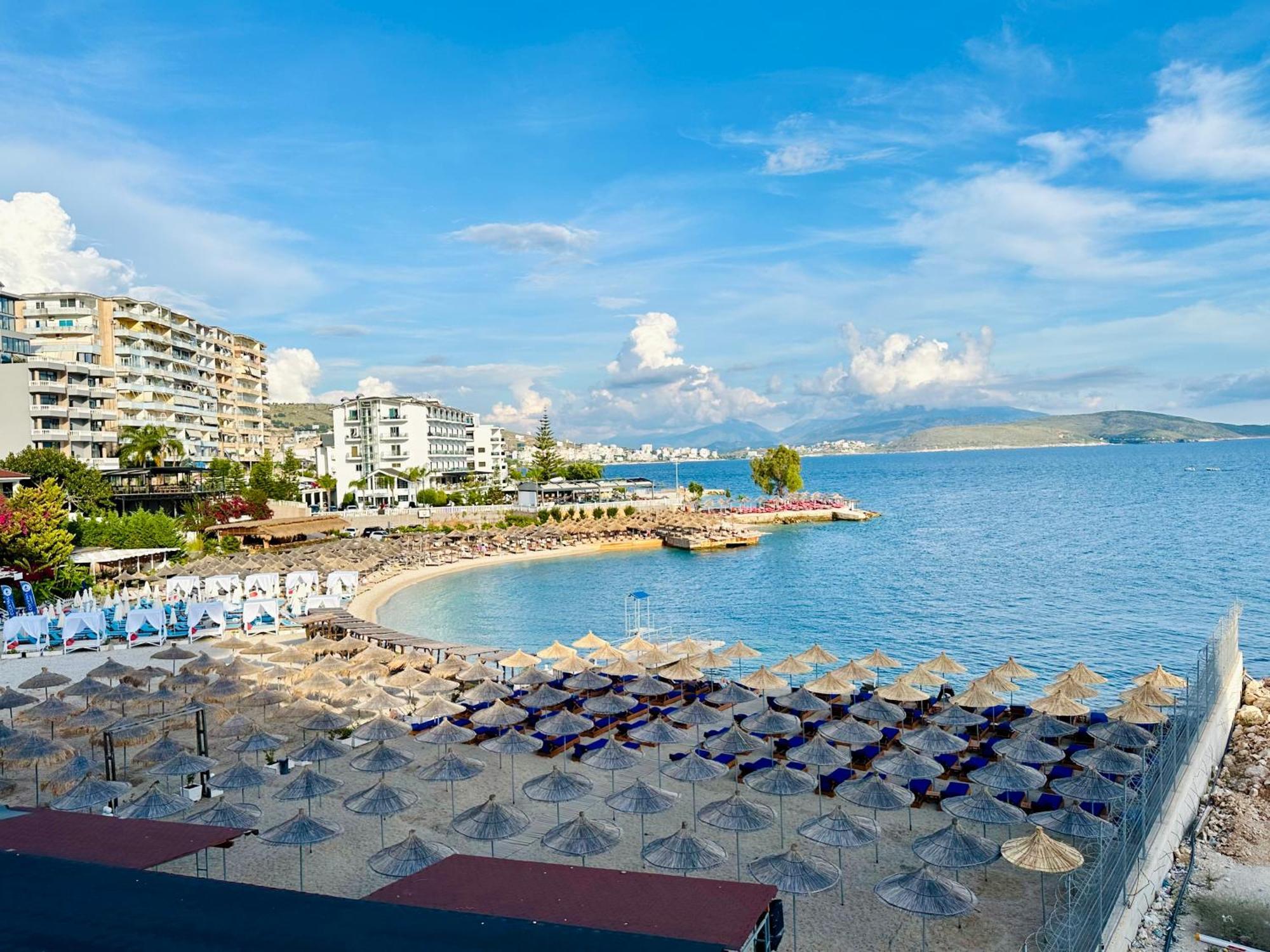 Aqua Apartments Seaview Σαράντα Εξωτερικό φωτογραφία