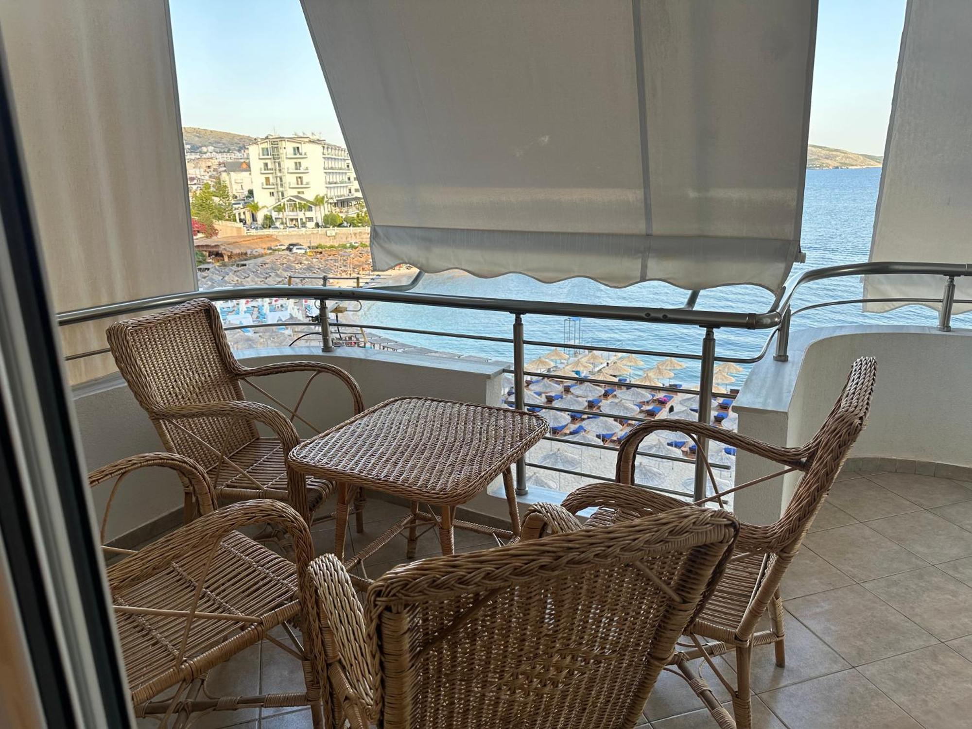 Aqua Apartments Seaview Σαράντα Εξωτερικό φωτογραφία